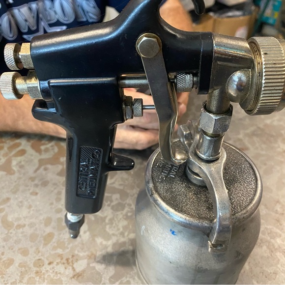 Central Pneumatic Metal paint Spray - Picture 8 of 13